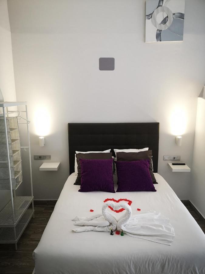 Eres Emerita "Apartamentos & Suites" Mérida Ngoại thất bức ảnh
