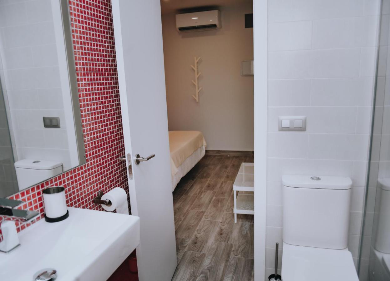 Eres Emerita "Apartamentos & Suites" Mérida Ngoại thất bức ảnh