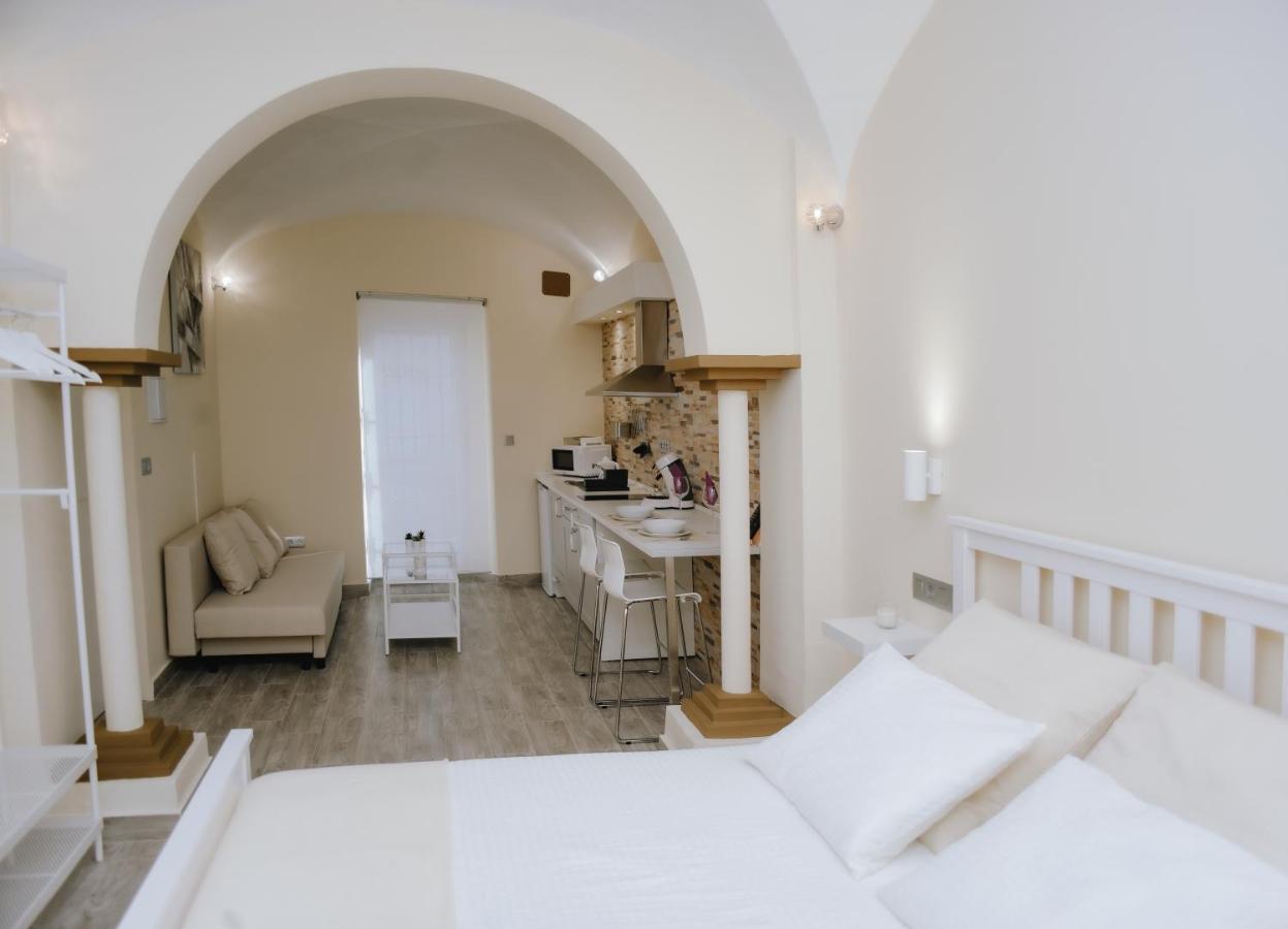 Eres Emerita "Apartamentos & Suites" Mérida Ngoại thất bức ảnh