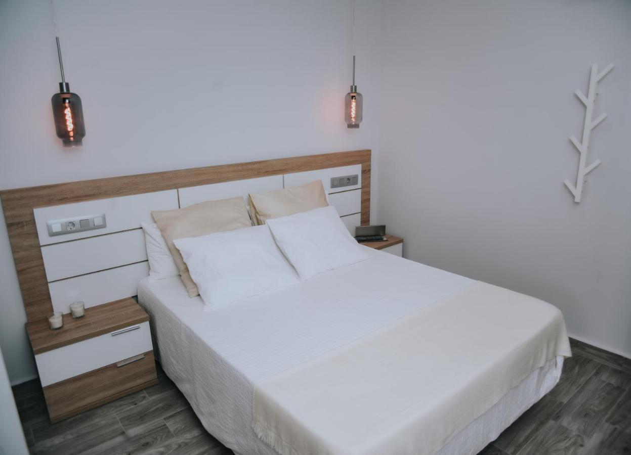 Eres Emerita "Apartamentos & Suites" Mérida Ngoại thất bức ảnh
