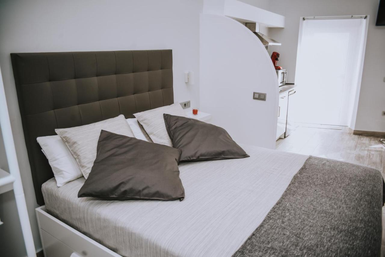 Eres Emerita "Apartamentos & Suites" Mérida Ngoại thất bức ảnh