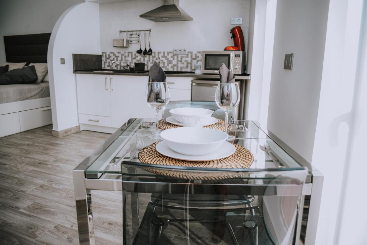 Eres Emerita "Apartamentos & Suites" Mérida Ngoại thất bức ảnh